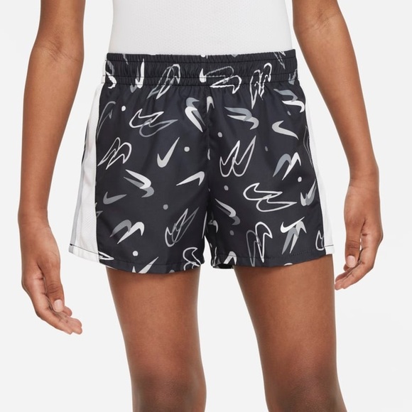 Nike Shorts - Picture 1 of 4
